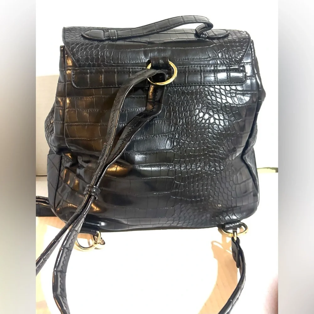 Elegant Black Crocodile-Embossed PVC leather Backpack